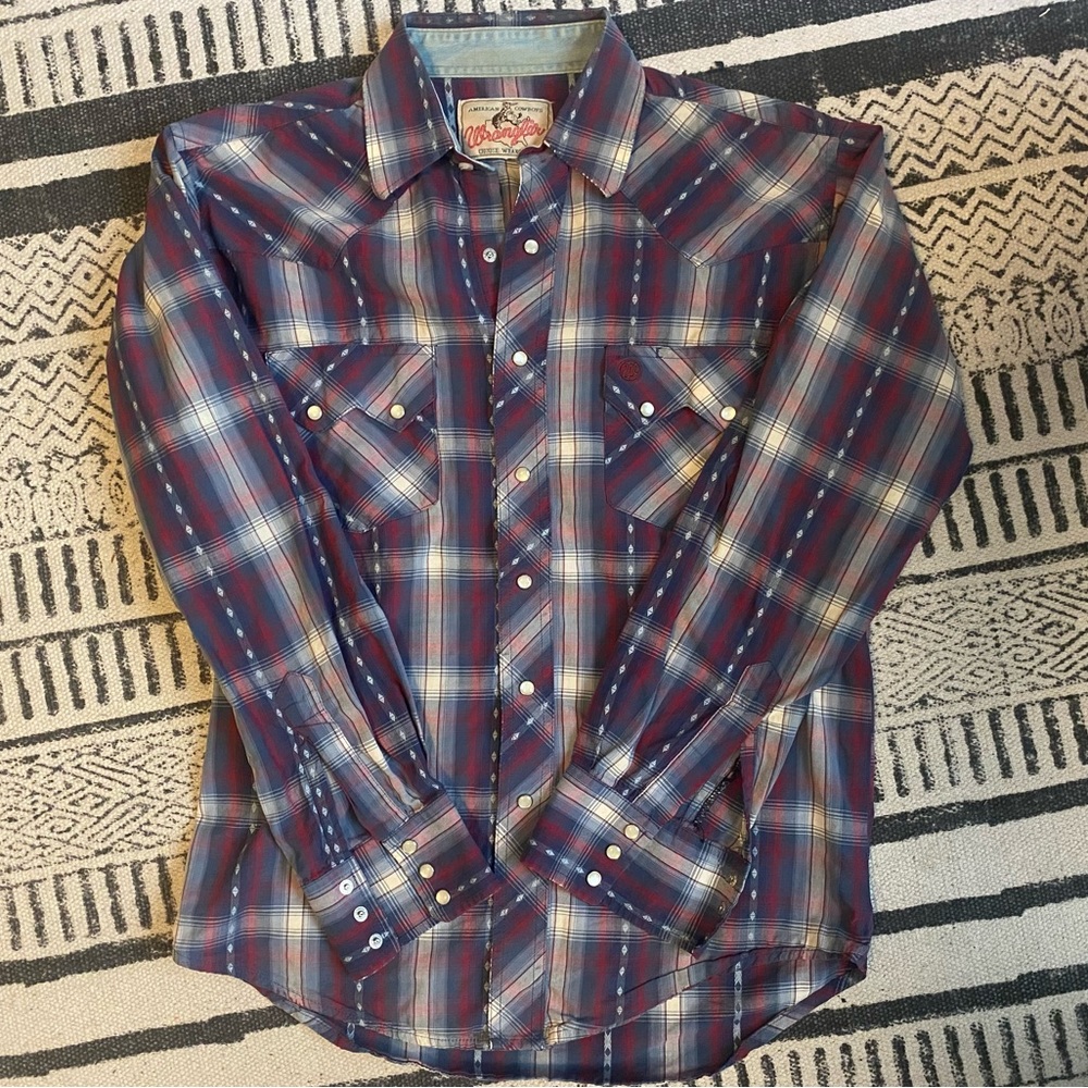 Vintage Wrangler pearl-snap western shirt, size S men’s